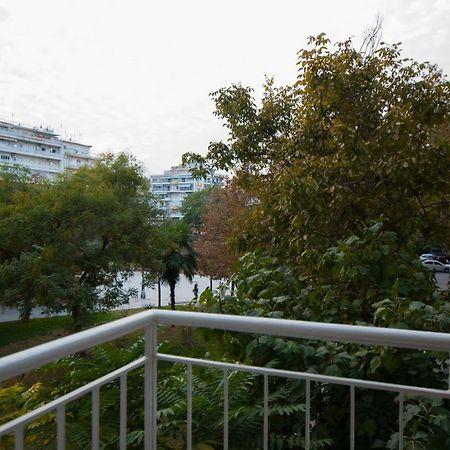 Smart Living Flat, Melenikou Apartman Szaloniki Kültér fotó