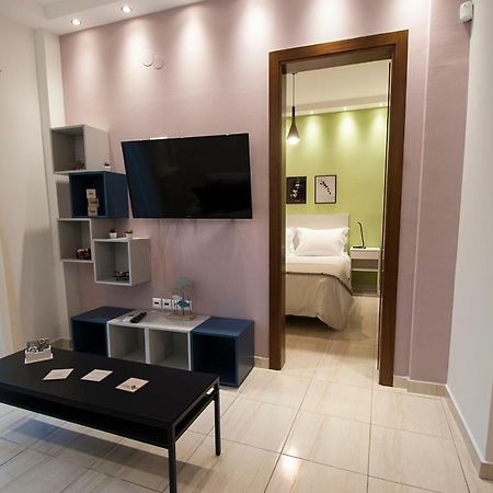 Smart Living Flat, Melenikou Apartman Szaloniki Kültér fotó