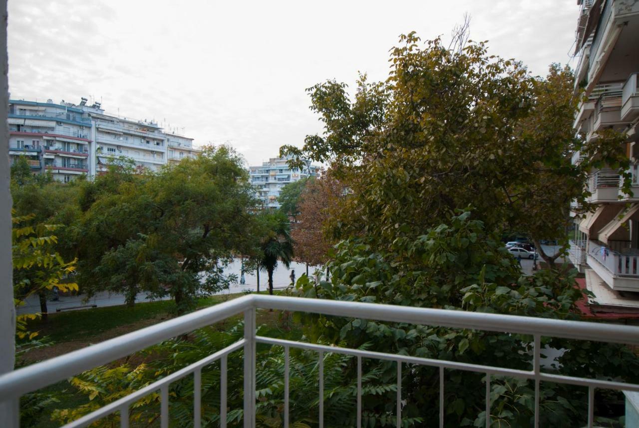 Smart Living Flat, Melenikou Apartman Szaloniki Kültér fotó